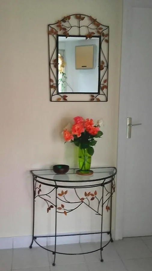 Oasis T3 Centre Ville Jardin Prive Villeurbanne Apartment
