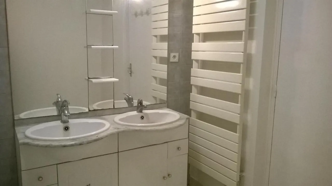 Oasis T3 Centre Ville Jardin Prive Villeurbanne France